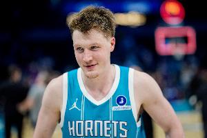 克尼佩尔36次20+冠绝同届新秀！弗拉格30次第2 埃奇库姆22次第3