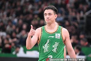 划水局！赵继伟全场3投1中得到2分3板6助1断 正负值+13