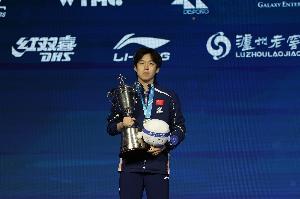 许昕：王楚钦艰难时刻顶住压力不容易，他是国乒一号没人能撼动