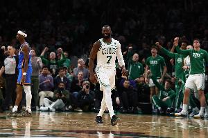 杰伦·布朗：数据分析来看 我可能配不上MVP 但我倾尽心血与汗水