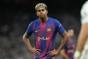 燃尽！亚马尔两战马竞30成功对抗、9造犯规、6造良机等数据均最多